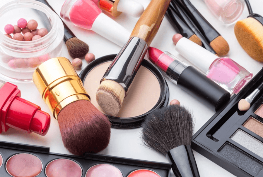 آخرین ترند‌ها در مواد اولیه آرایشی